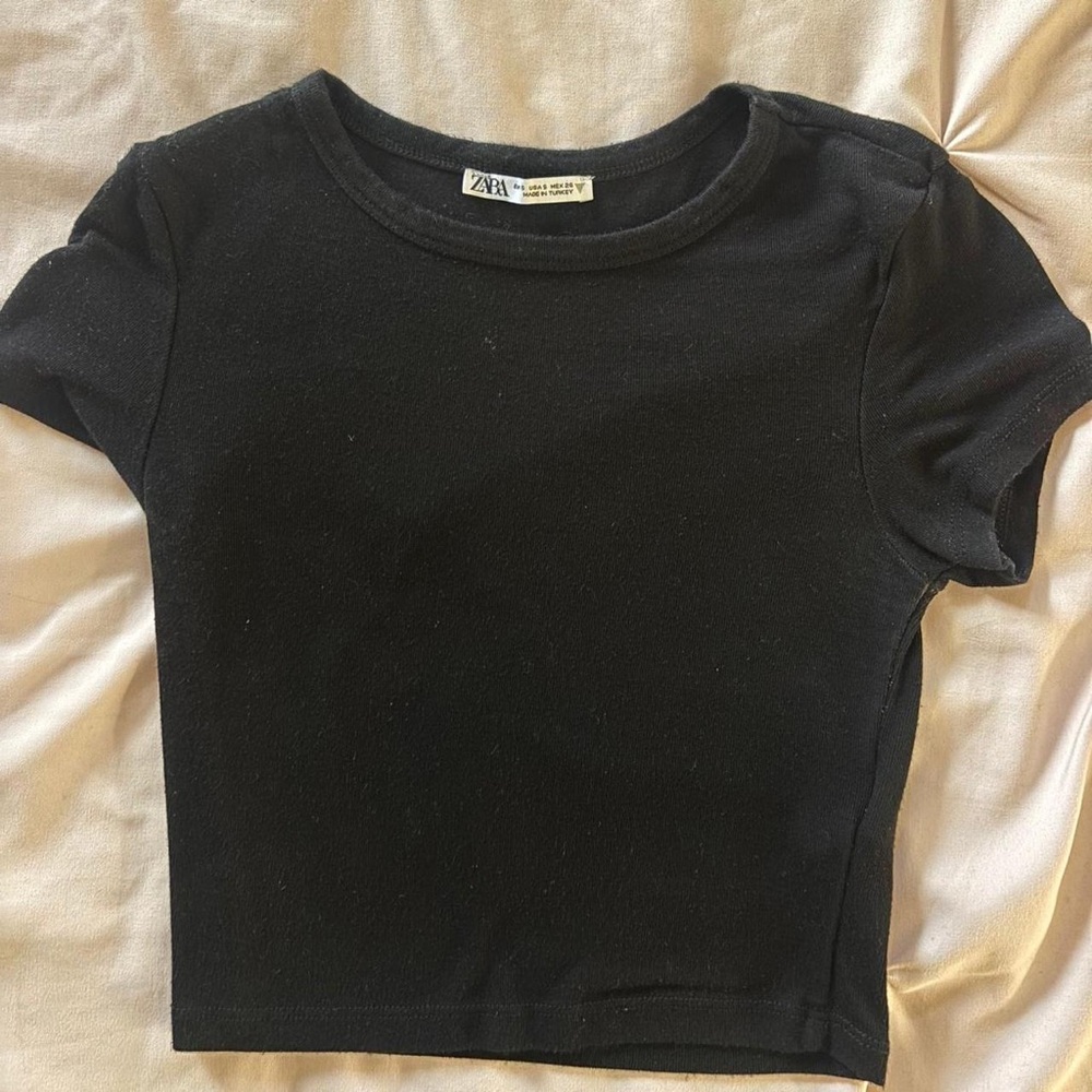Zara Black Short Sleeve Crop Crew Neck Tee